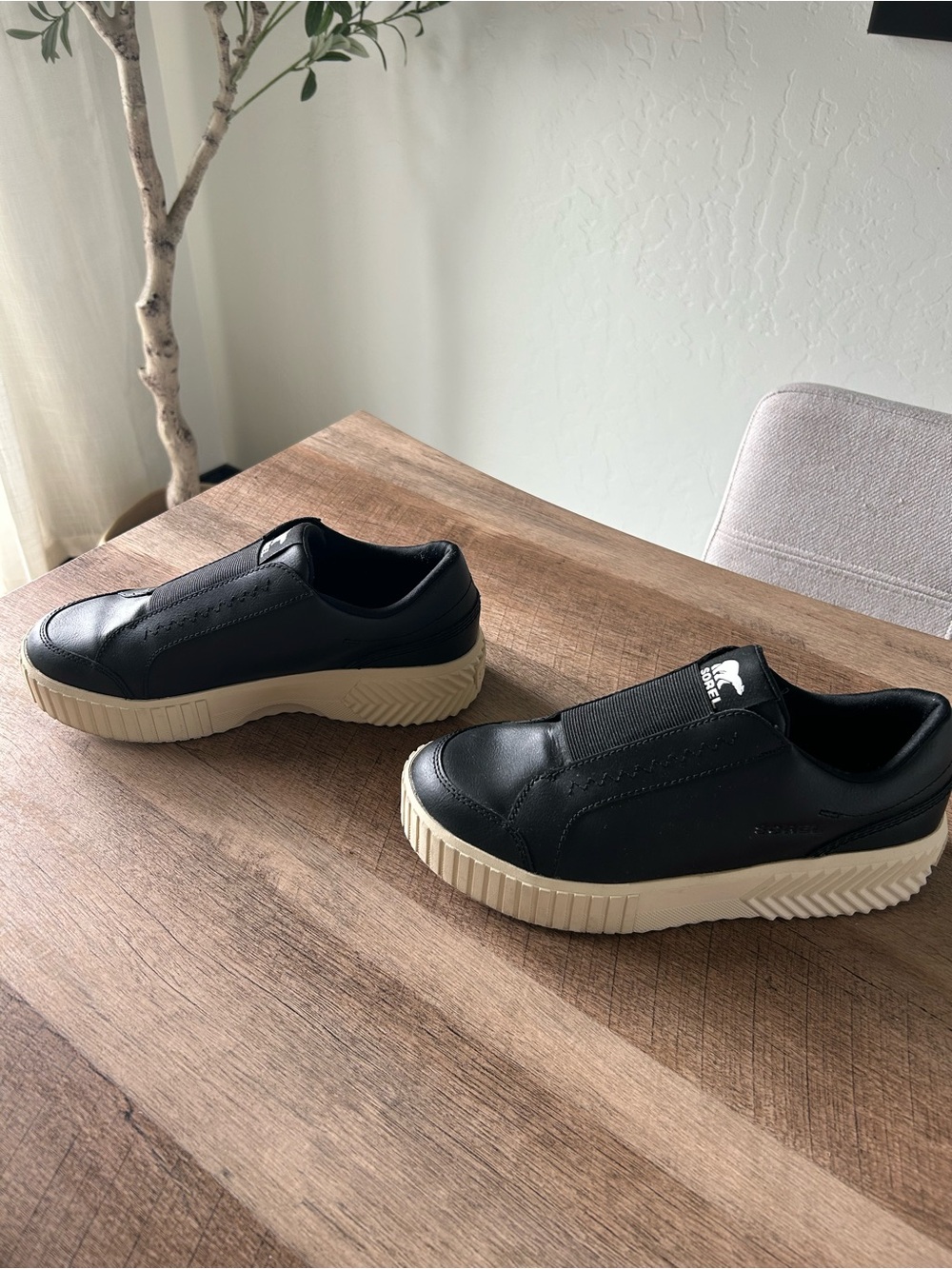 Sorel Black Leather Slip-On Sneakers with Cream Platform Sole - Picture 5 of 7